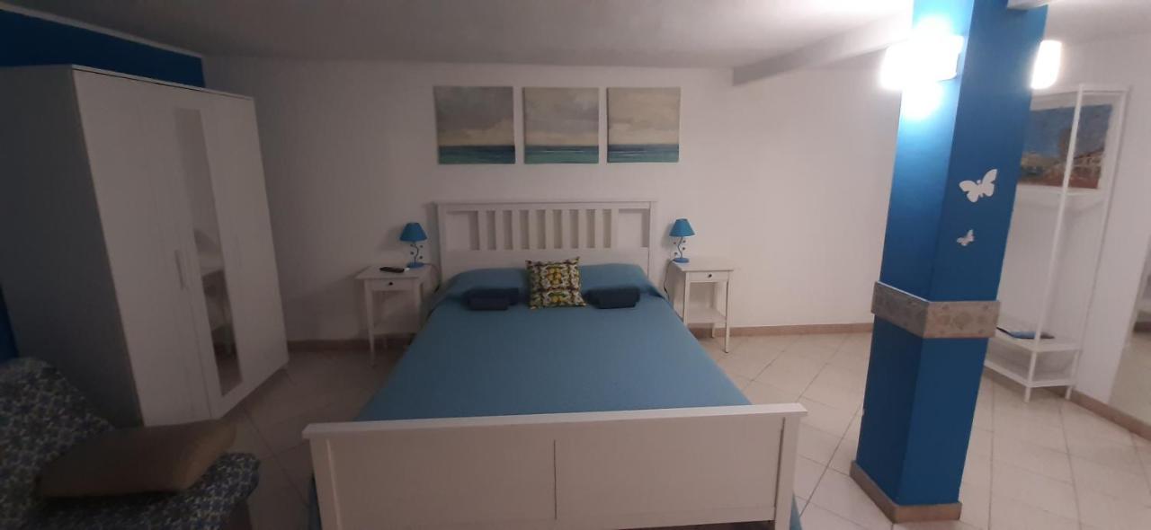Casa Mediterraneo Apartment คาตาเนีย ภายนอก รูปภาพ
